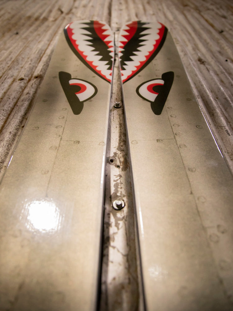 Ahmeek 105 - 180 cm (Pre-Built) Silver Bomber