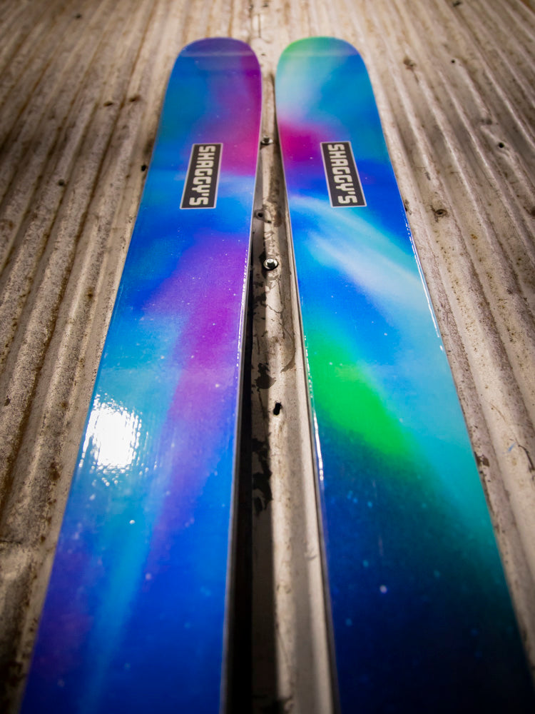 Medora 85 - 168 cm (Pre-Built) Northern Lights V4