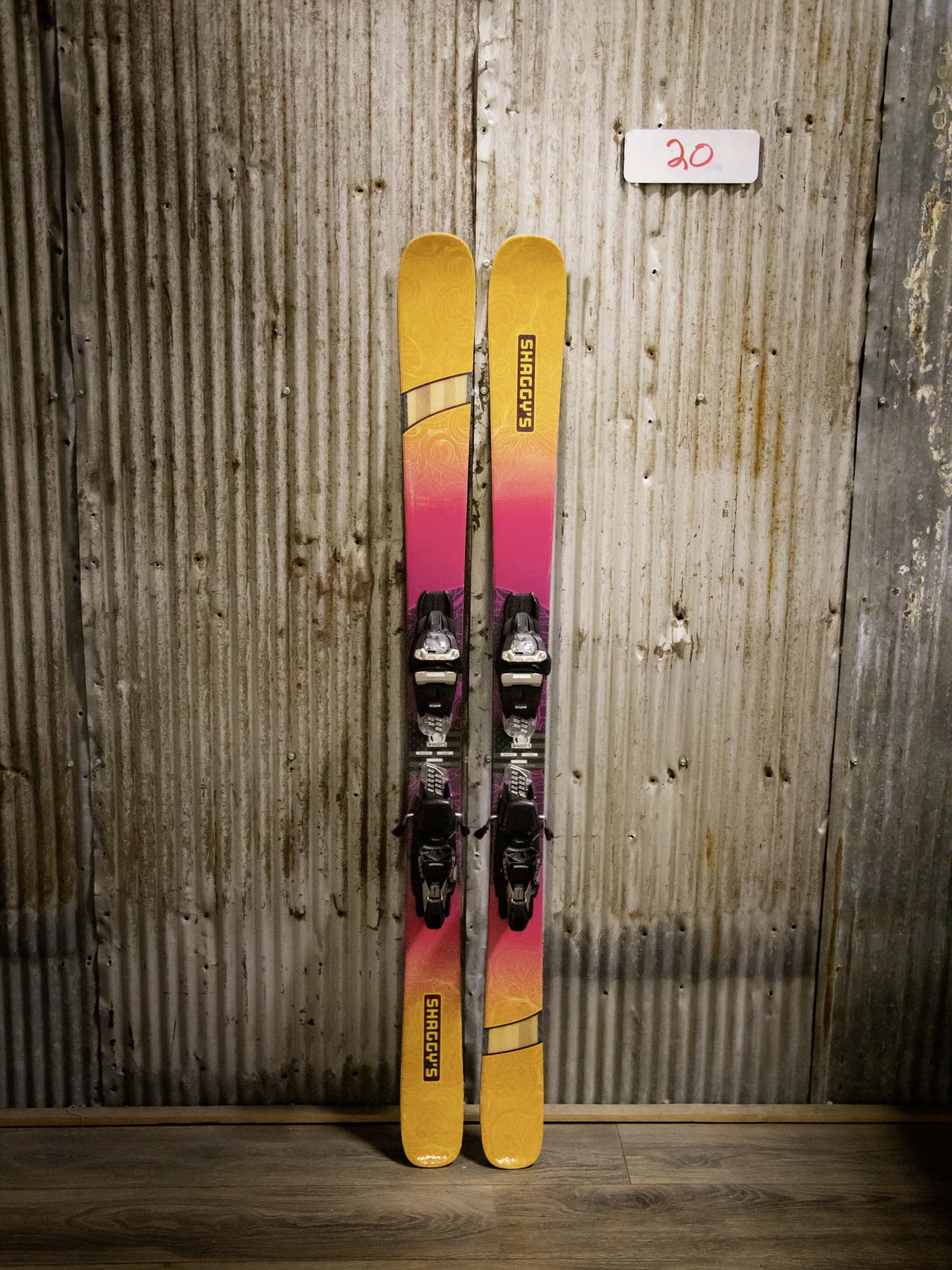 2025 Demo Sale: Medora 85