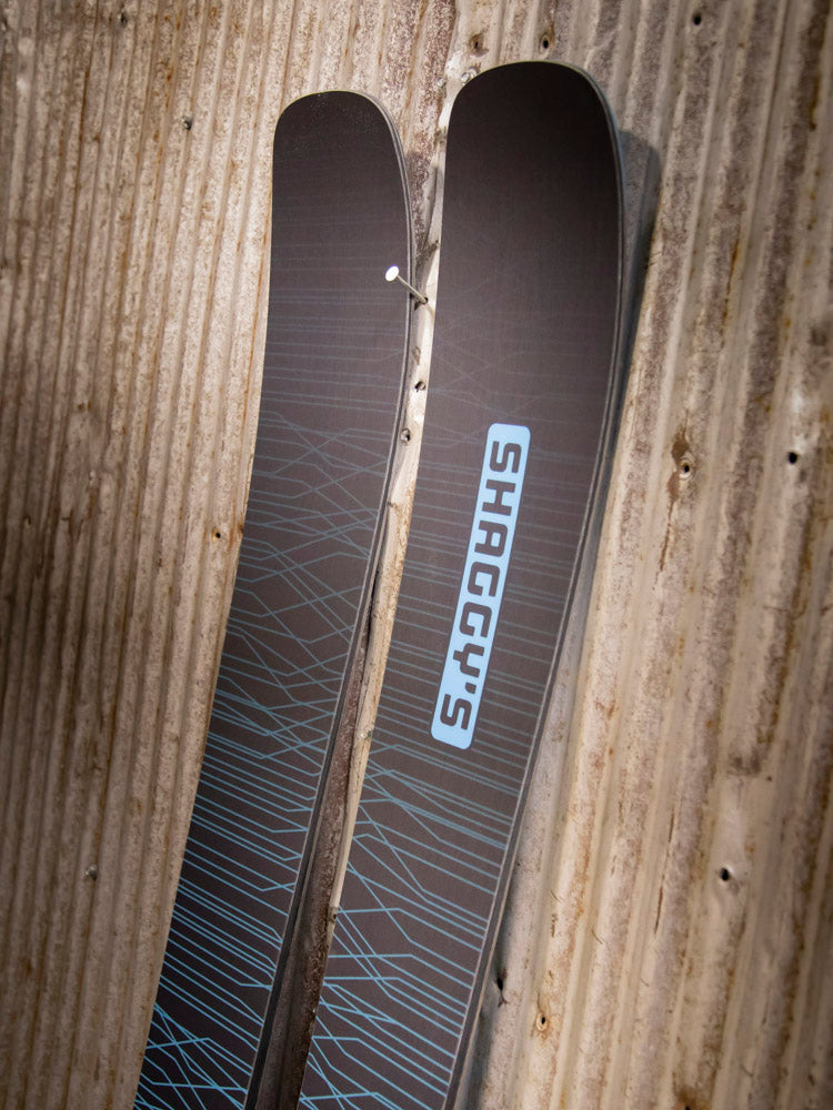 Mohawk 106 - 186 cm (Pre-Built) Blue Lines