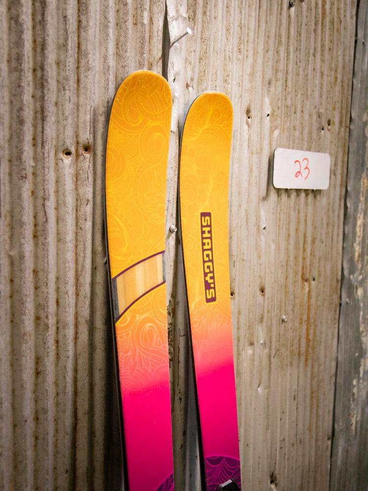 2025 Demo Sale: Medora 85