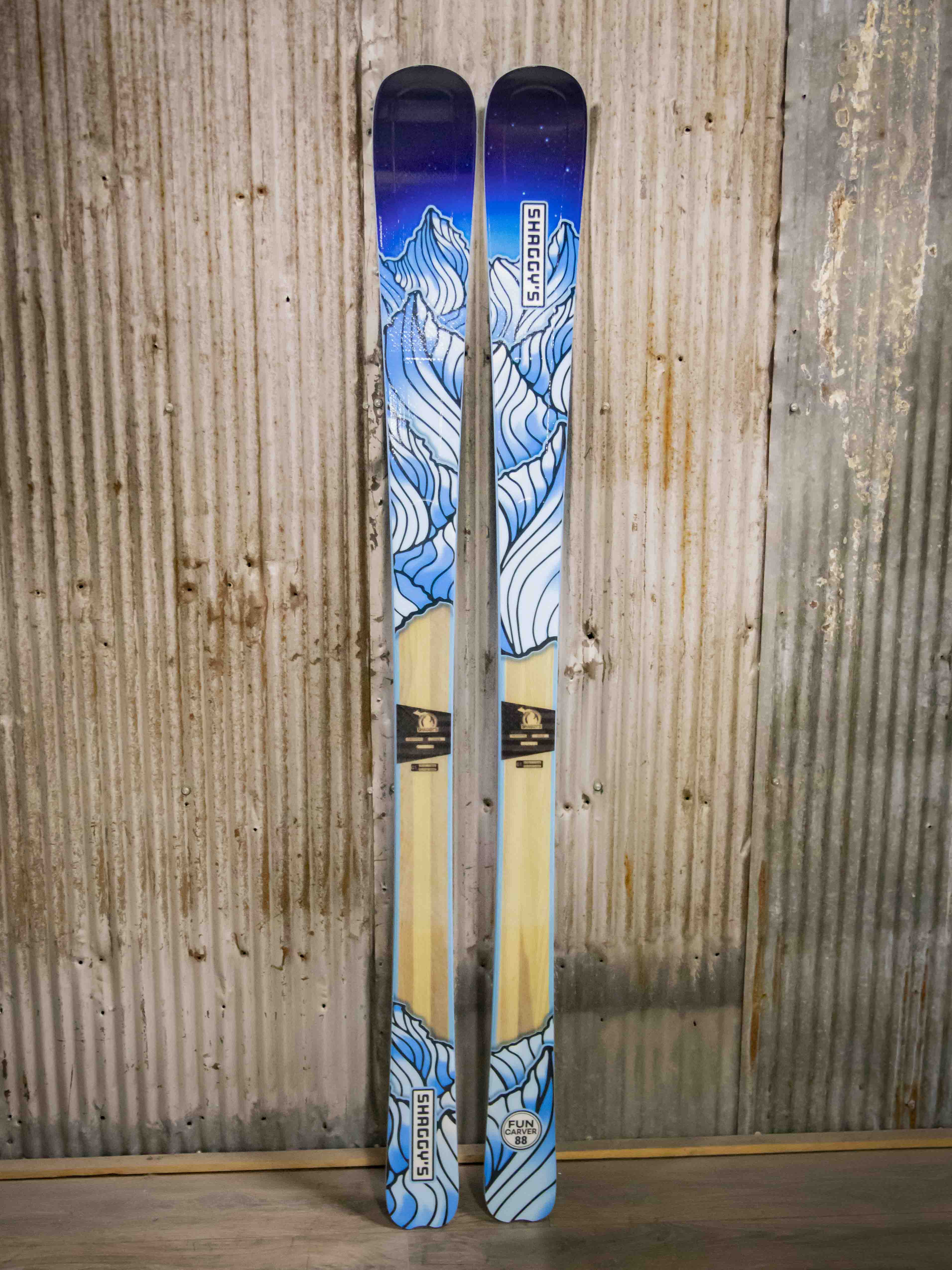 Fun Carver 88 - Abstract Mountains