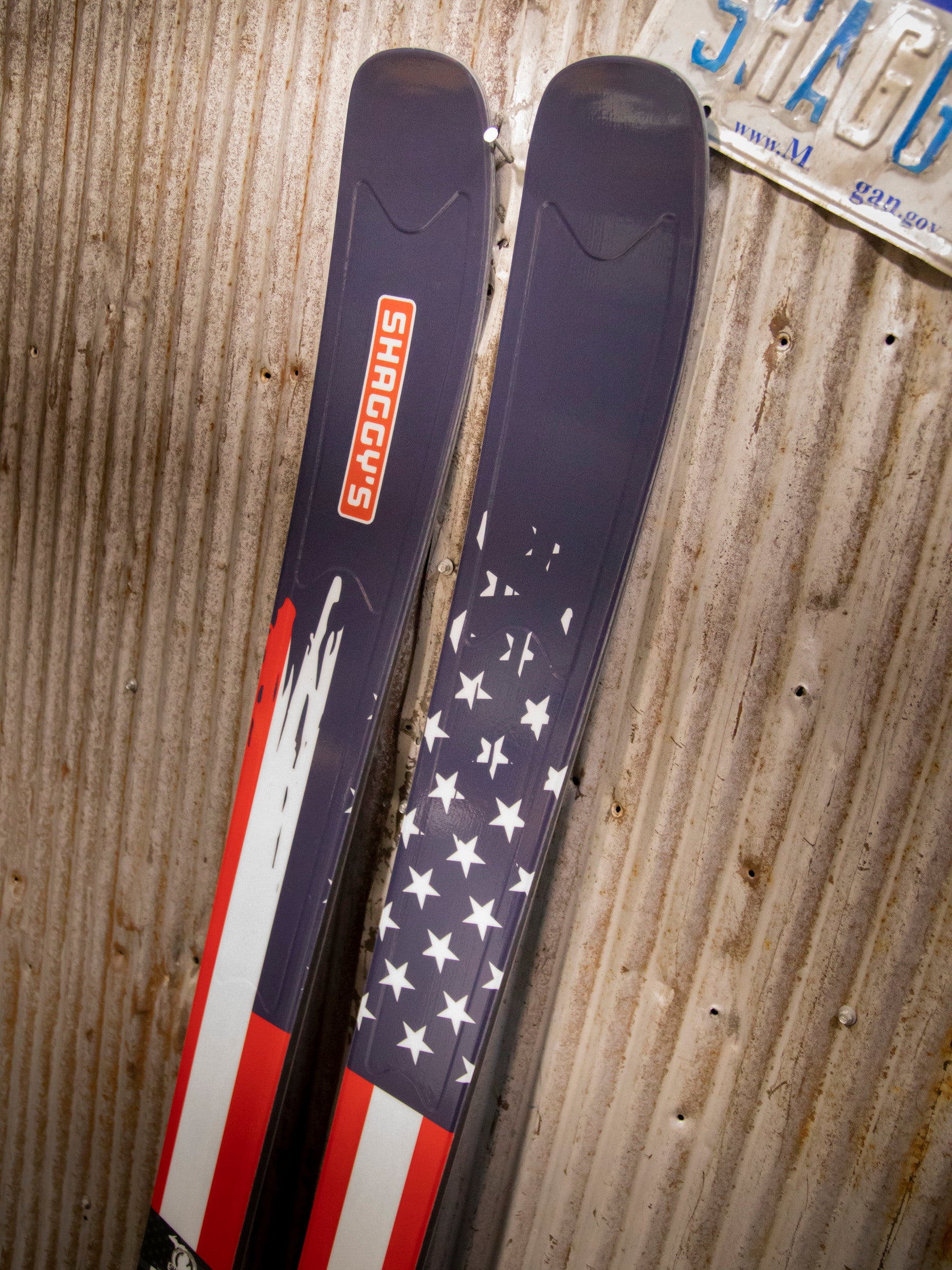 Mohawk 98 - 180 cm (Pre-Built) American Flag