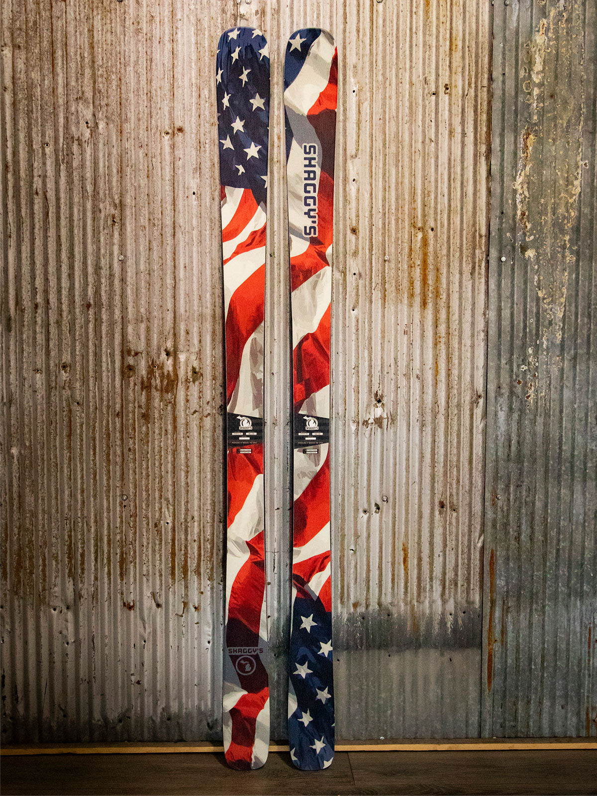 Limited Edition America! Skis
