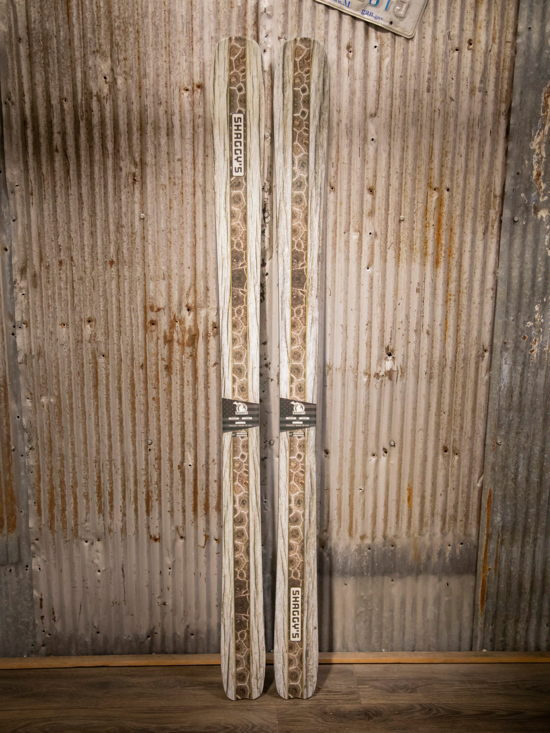 Mohawk 98 - 168 (Pre-Built) Driftwood Petoskey