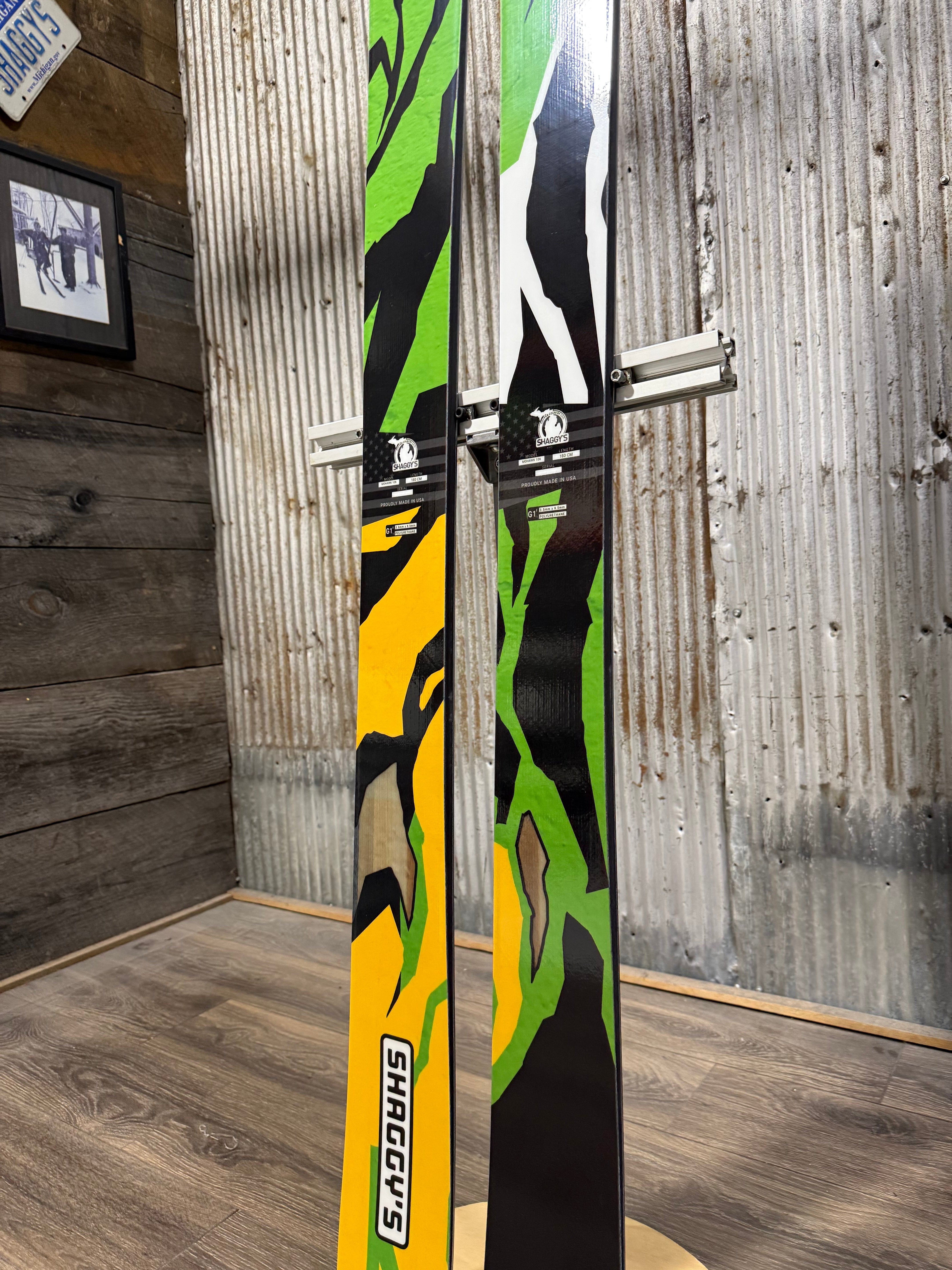 Mohawk 106 - 180 cm (Pre-Built) Yellow/Green Mtns