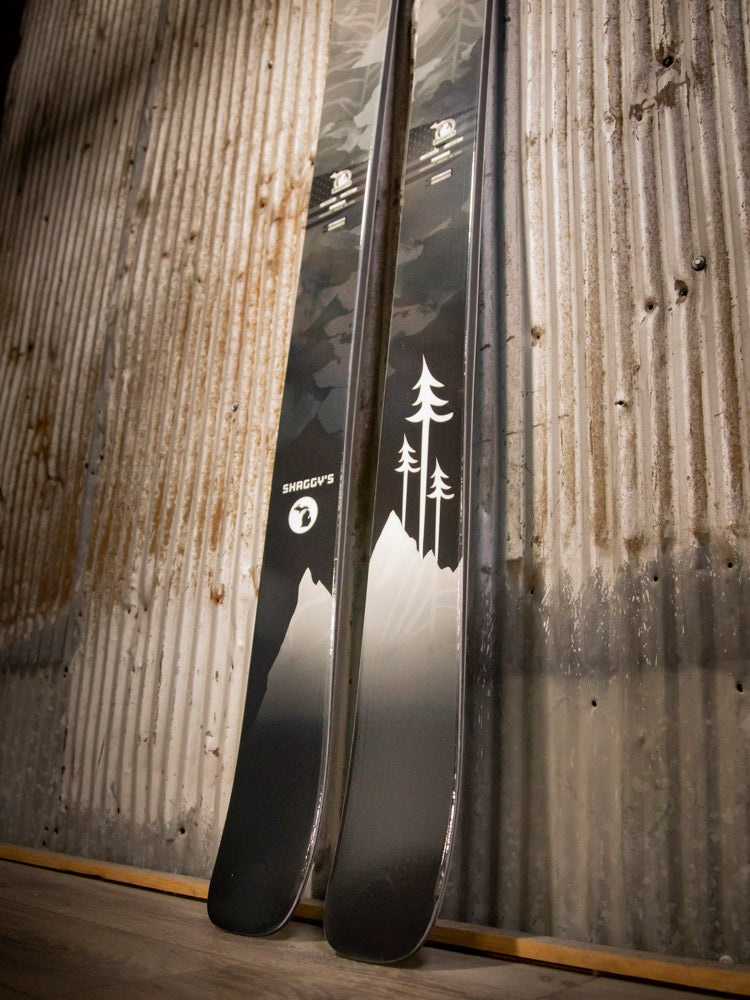 Ahmeek 105 - 186 cm (Pre-Built) White/Black Leaves