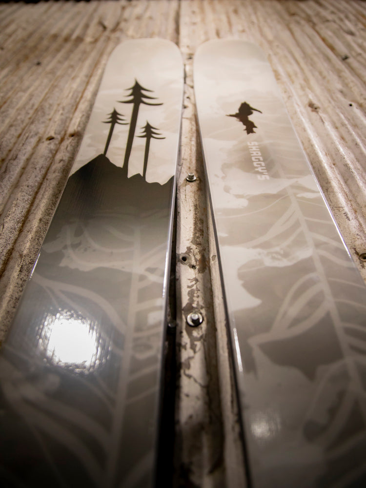 Ahmeek 105 - 186 cm (Pre-Built) White/Black Leaves