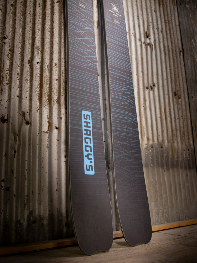 Mohawk 106 - 186 cm (Pre-Built) Blue Lines