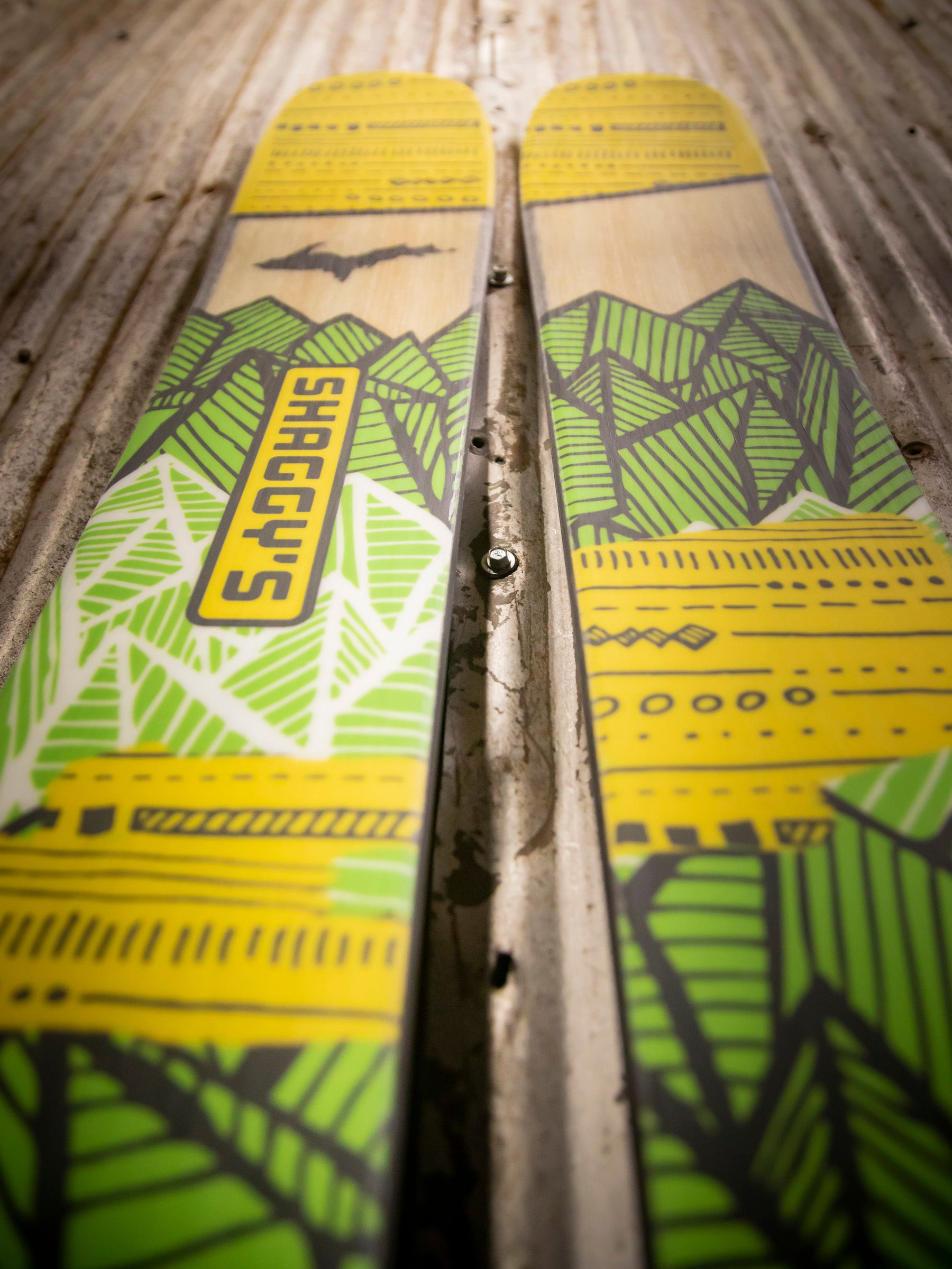 Ahmeek 105 - 168 cm (Pre-Built) Yellow/Green Mountains